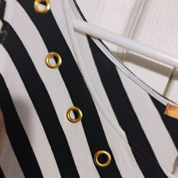 Belldini Black and White Oversized Sailor Collar Blouse - Picture 10 of 11